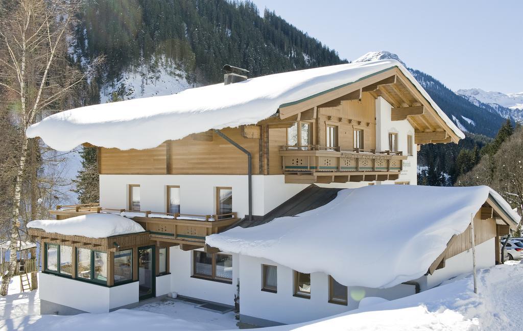 Haus Spieleck Bed and Breakfast Σάαλμπαχ-Χίντεργκλεμ Εξωτερικό φωτογραφία