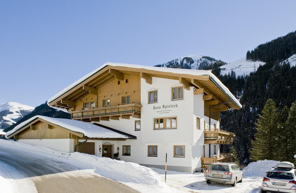 Haus Spieleck Bed and Breakfast Σάαλμπαχ-Χίντεργκλεμ Εξωτερικό φωτογραφία